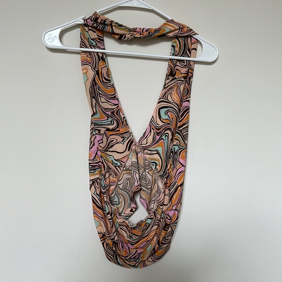 Multi colored halter top - Picture 2 of 2